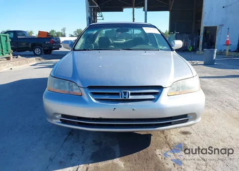 2001 Honda Accord 2.3 Lx from USA, damaged, VIN 1HGCG665X1A142545